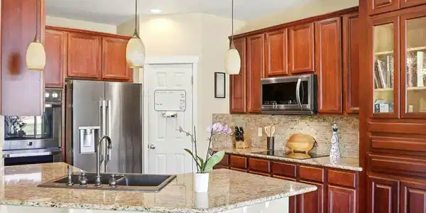 Image 2: Granite countertops. Abundance of cabinets. Image 2: Granite countertops. Abundance of cabinets.