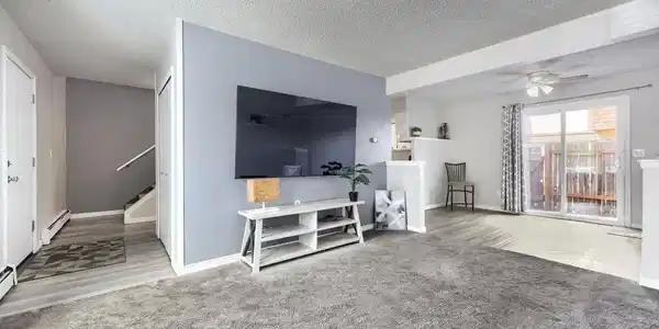 Image 3: Living Room Image 3: Living Room