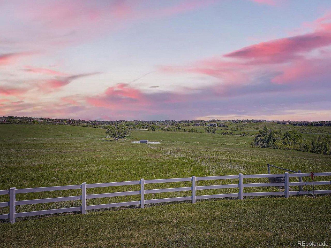 Image 1: 09 Exterior.jpg