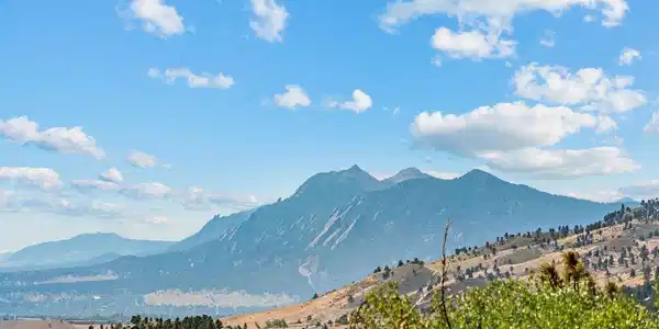 Image 2: Mountain Views to South Image 2: Mountain Views to South
