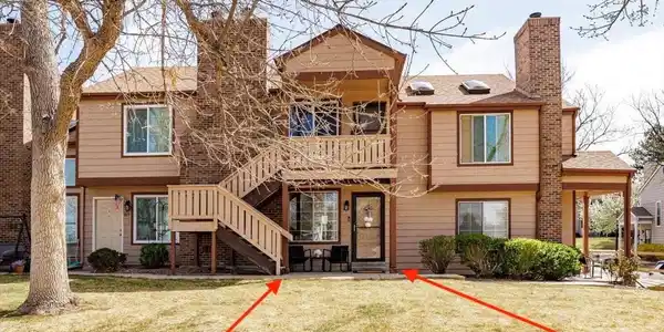 Image 2: Big grass area right off your covered porch.