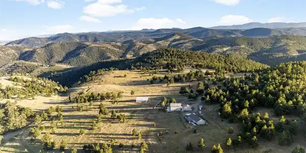 Image 2: 38 acres of highly usable land and rolling terrain Image 2: 38 acres of highly usable land and rolling terrain