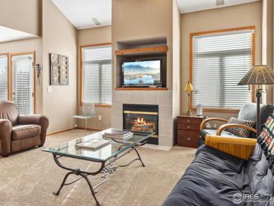 300 Far View Dr