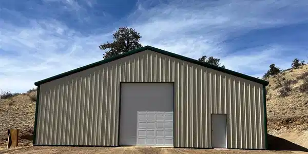 Image 4: Garage Image 4: Garage
