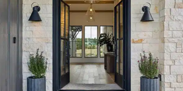 Image 3: Front doors Image 3: Front doors