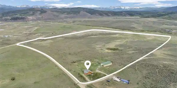 Image 4: Aerial - Markers and outlines are to give a general idea of the property location and are not to be relied upon. Image 4: Aerial - Markers and outlines are to give a general idea of the property location and are not to be relied upon.