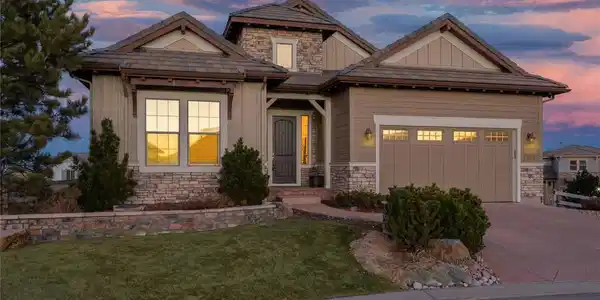 10698 Mountaingate Ct