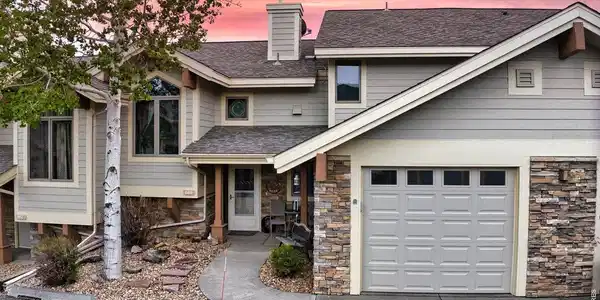 889 Crabapple Ln