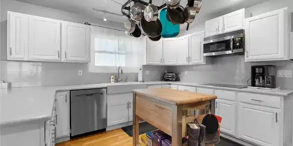 Image 4: Kitchen Image 4: Kitchen