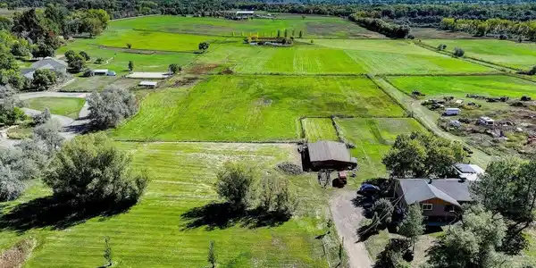 Image 2: 4.7 ACRES IN BOULDER Image 2: 4.7 ACRES IN BOULDER