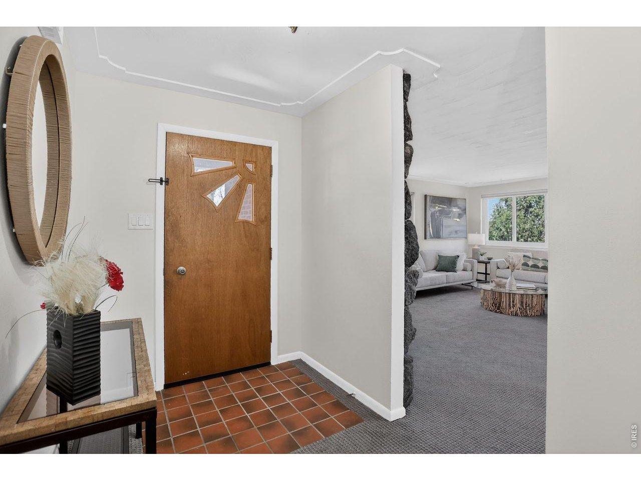Image 3: ENTRY Image 3: ENTRY