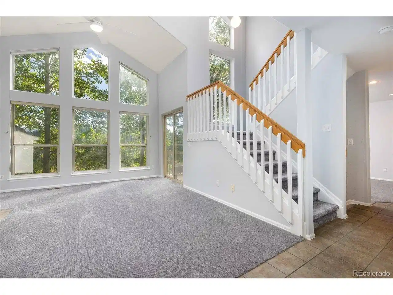 Image 1: Sunlight Living room