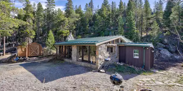 400 Sun Flower Dr