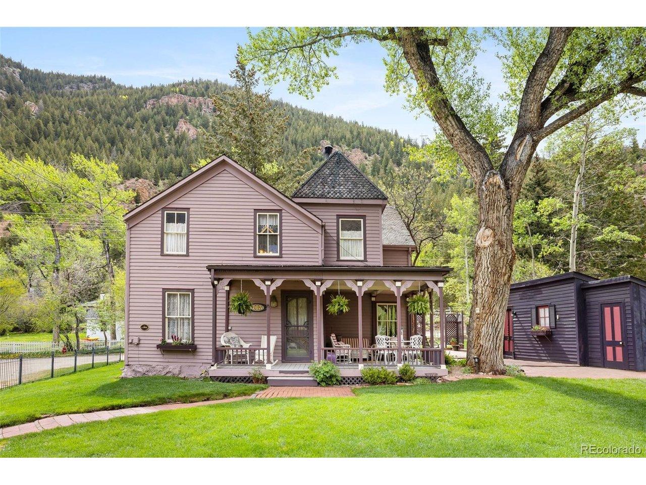 Image 1: Front Porch and Yard