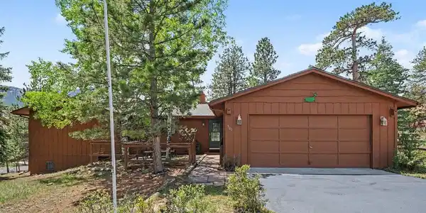 Image 2: 900 Scott Ave., Estes Park.