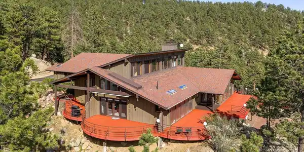 135 Poorman Rd