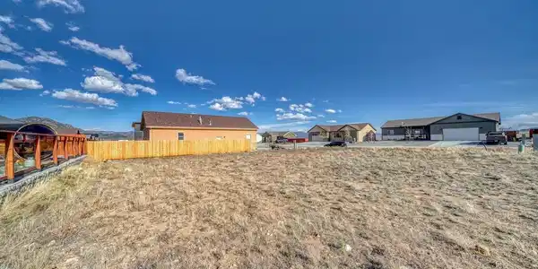 Image 4 Image 4