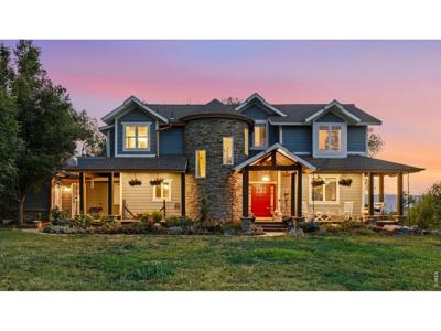 871 Bluebird Ln