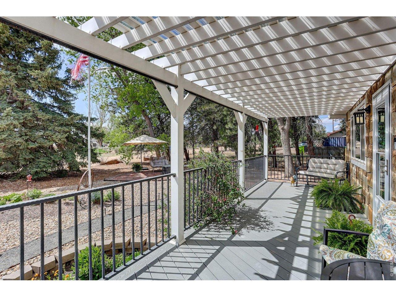 Image 4: Front porch Image 4: Front porch
