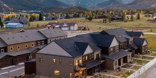 Image 3: Continental Divide views from the development Image 3: Continental Divide views from the development