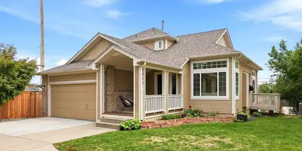 Image 2: Curb Appeal! Beautiful landscaping, mature plantings, and a spacious front lawn create an inviting approach to the home. Image 2: Curb Appeal! Beautiful landscaping, mature plantings, and a spacious front lawn create an inviting approach to the home.