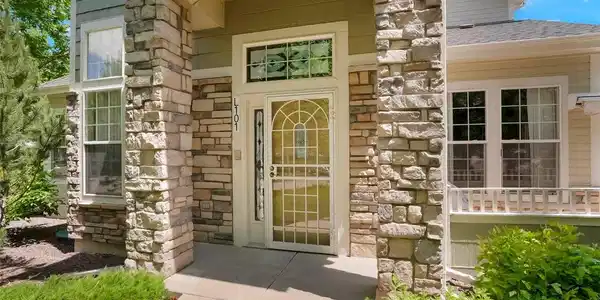Image 4: Front Door with secure rod iron door Image 4: Front Door with secure rod iron door