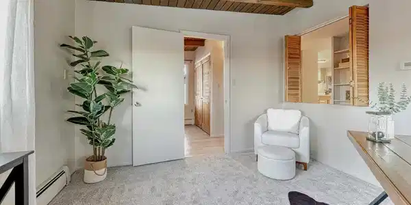 Image 4 Image 4