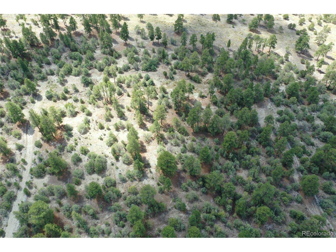 Image 3: Overhead view of the lot at the end of the cul-de-sac. Image 3: Overhead view of the lot at the end of the cul-de-sac.