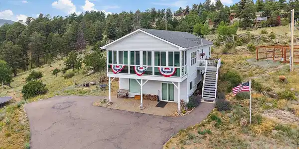147 Overlook Dr