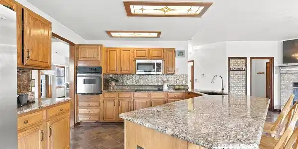 Image 4: Kitchen Image 4: Kitchen