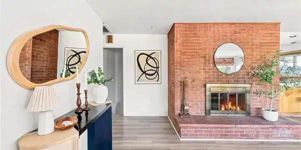 Image 3: A welcoming front entry opens directly into the oversized living room, with plenty of room to create multiple conversation areas. Image 3: A welcoming front entry opens directly into the oversized living room, with plenty of room to create multiple conversation areas.