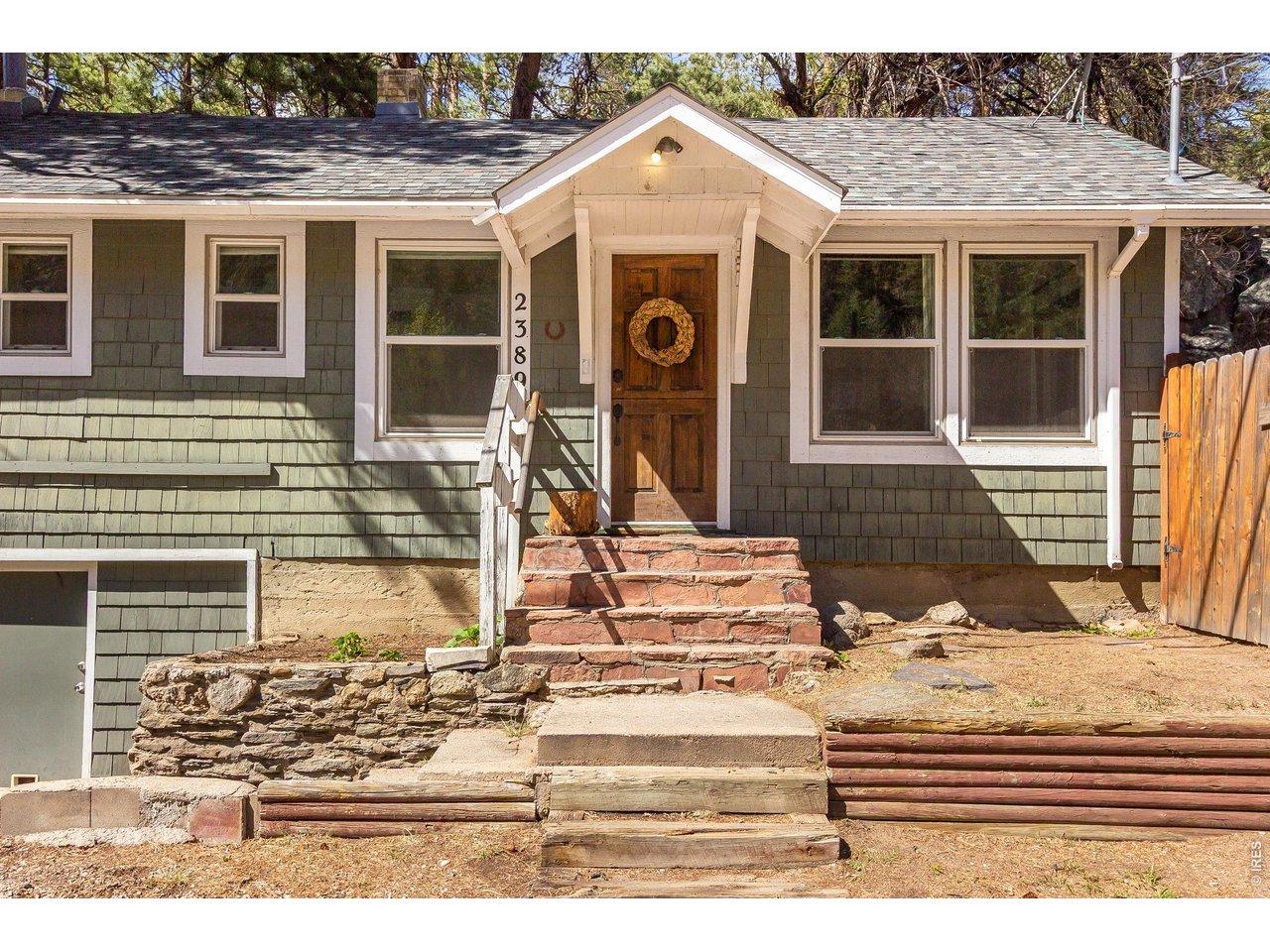 Image 4: Charming mountain bungalow in the Big Thompson Canyon Image 4: Charming mountain bungalow in the Big Thompson Canyon