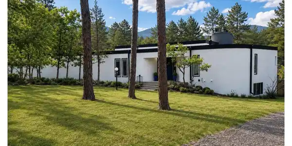 Image 2: Timeless Architecture Surrounded by Natural Colorado Beauty. Image 2: Timeless Architecture Surrounded by Natural Colorado Beauty.