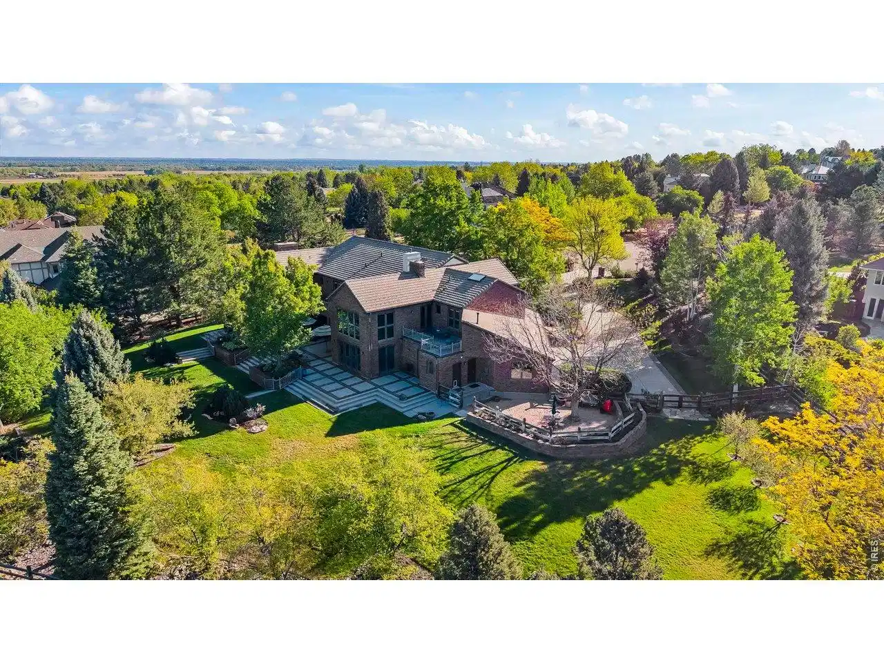 Image 1: Welcome to 8414 Firethorn Ct in Somerset Estates Image 1: Welcome to 8414 Firethorn Ct in Somerset Estates