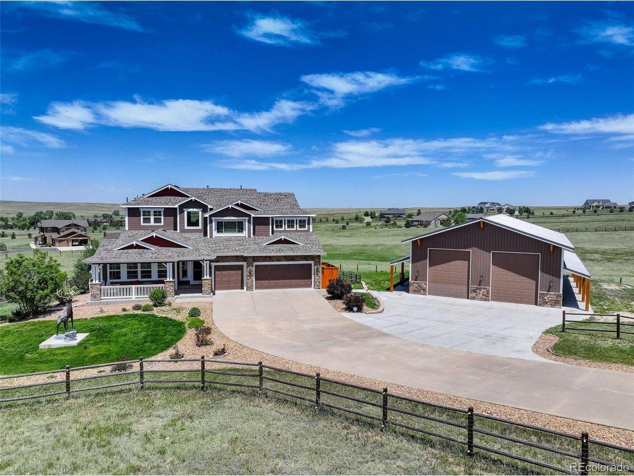 Image 4: Exterior frontage and barn Image 4: Exterior frontage and barn