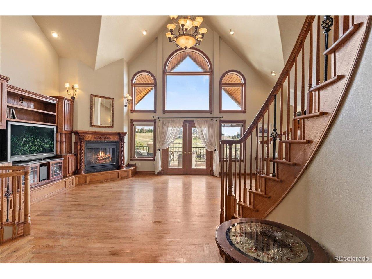 Image 2: Entry looking into family room Image 2: Entry looking into family room