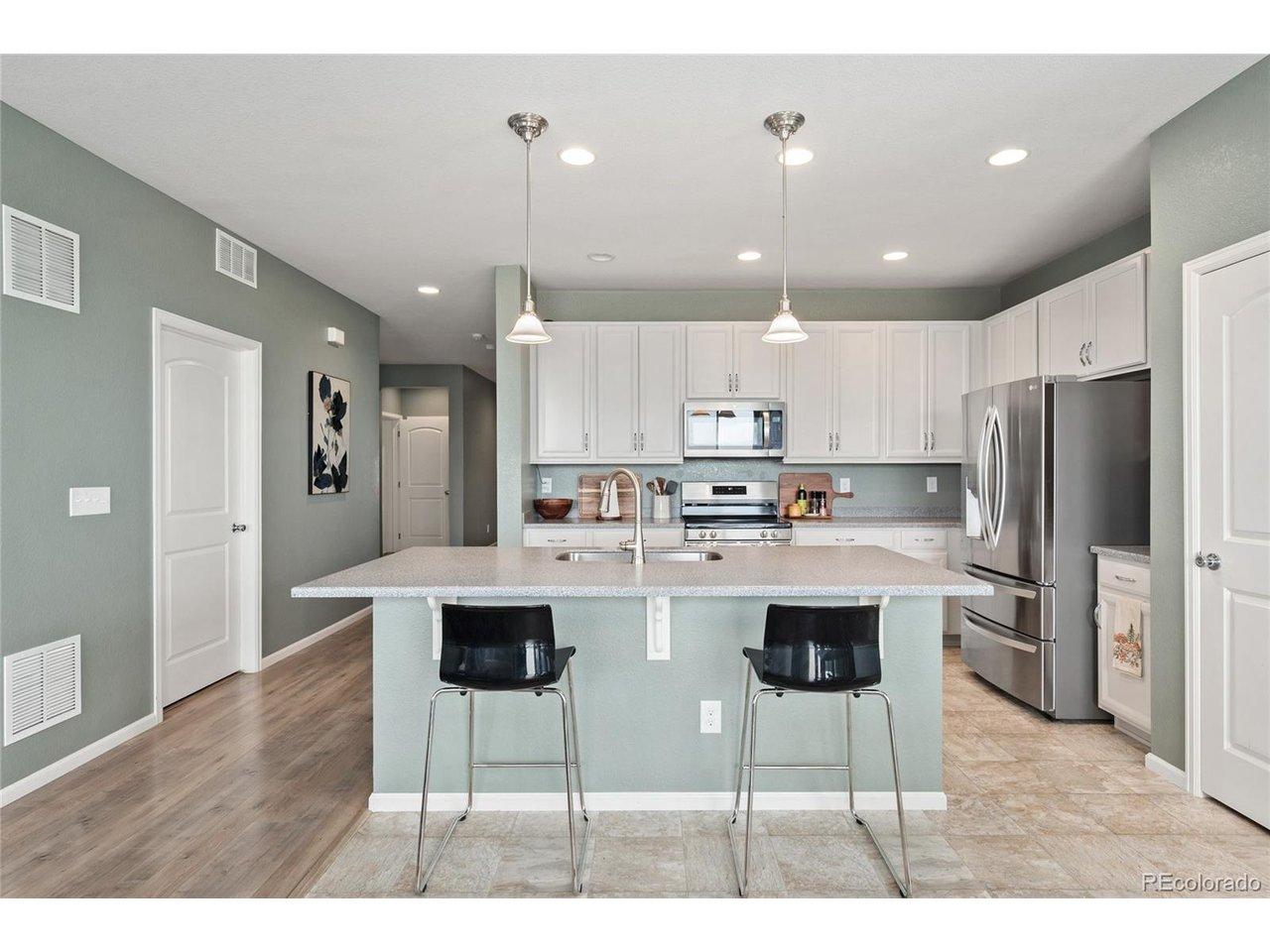 Image 2: Kitchen