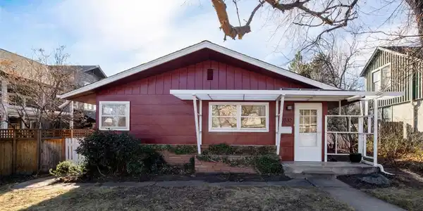 2032 Mariposa Ave