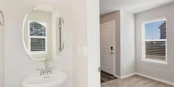 Image 4 Image 4