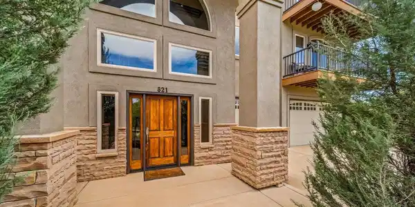 Image 3: Front door