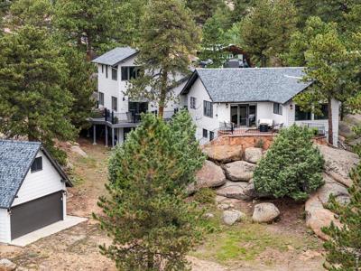 370 Big Boulder Dr