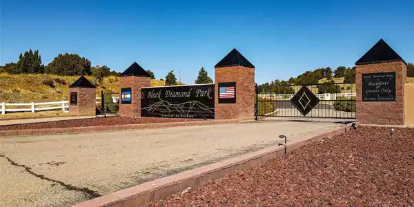 Image 2: Black Diamond Park Entrance Image 2: Black Diamond Park Entrance