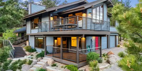 3021 N Lakeridge Trl