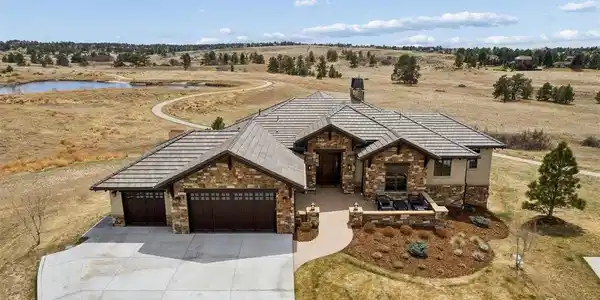 7194 Prairie Star Ct
