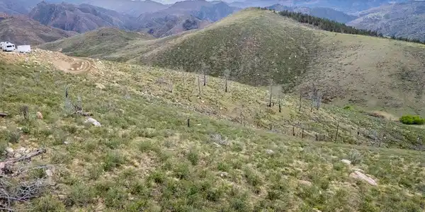 Image 4: Western Horizon - Elevated vantage point looking toward the mountain ranges