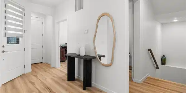 Image 4 Image 4