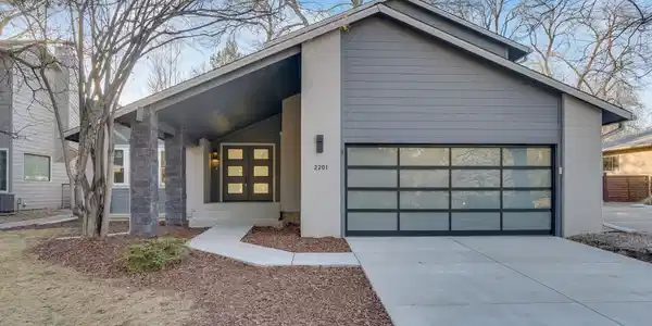 2201 Juniper