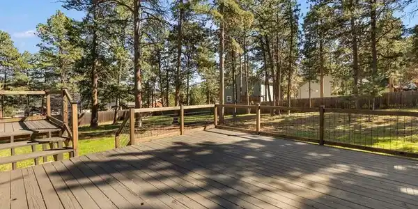 Image 4: Back Yard and Deck! Image 4: Back Yard and Deck!