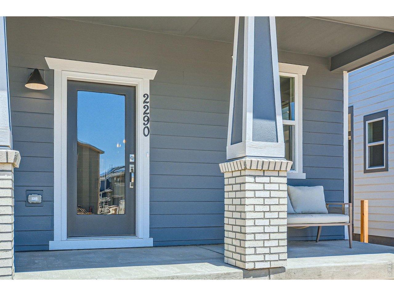 Image 3: Covered front patio - Model Home Image 3: Covered front patio - Model Home