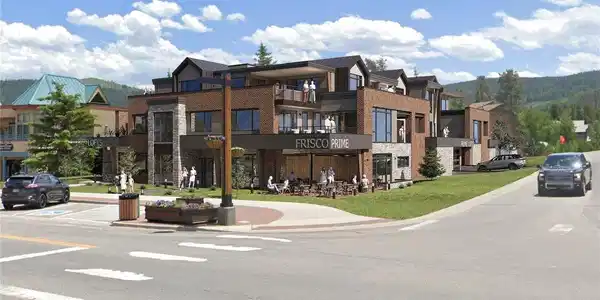 20 E Main St